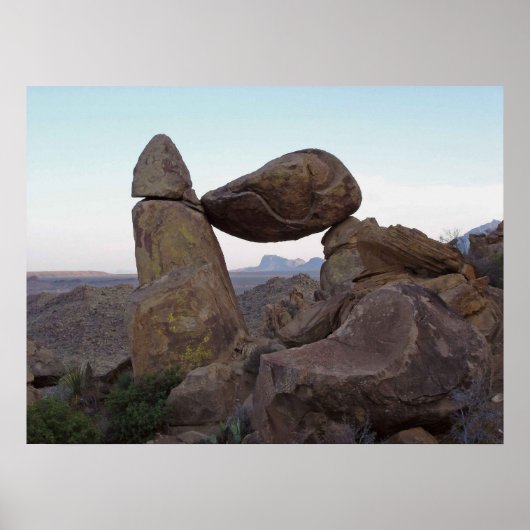 Balanced Rock - Big Bend, Texas Poster (Voorkant)