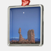 Balanced Rock Metalen Ornament (Links)