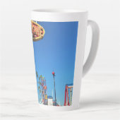 Balboa Fun Zone, Newport Beach, Californië Latte Mok (Rechterhoek)