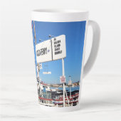 Balboa Island Ferry, Newport Beach, Californië Latte Mok (Rechterhoek)