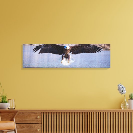Bald Eagle Daytime Hunting Over Lake Canvas Print (Insitu (Woonkamer))