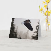 Bald Eagle die door de mist trekt Kaart (Gele Bloem)