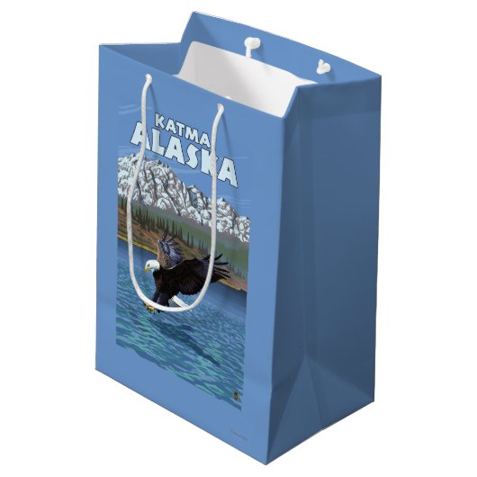 Bald Eagle Diving - Katmai, Alaska Medium Cadeauzakje (Achterkant Gekanteld)