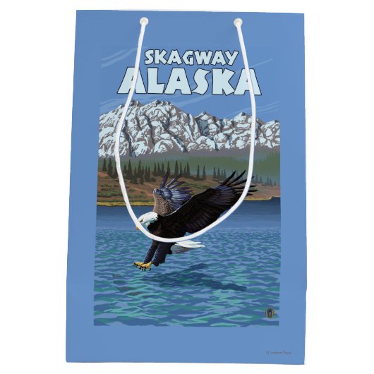 Bald Eagle Diving - Skagway, Alaska Medium Cadeauzakje (Achterkant)