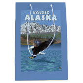 Bald Eagle Diving - Valdez, Alaska Medium Cadeauzakje (Voorkant)