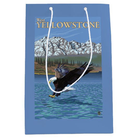 Bald Eagle Diving - West Yellowstone, MT Medium Cadeauzakje (Voorkant)