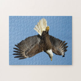 Bald Eagle duikt naar het water Legpuzzel