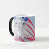Bald Eagle en de Amerikaanse vlag Magische Mok (Voorkant links)