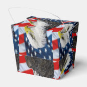 Bald Eagle head en een Amerikaanse vlag Bedankdoosjes (Achterkant)