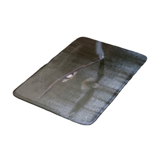 Bald Eagle in Flight Bath Mat (Gekanteld)