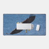 Bald eagle in flight bureaumat (Keyboard & Muis)
