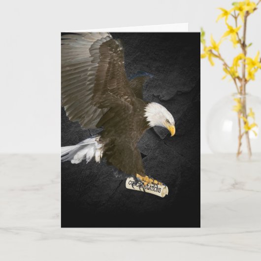 Bald Eagle met Afstuderen Diploma Kaart (Gele Bloem)