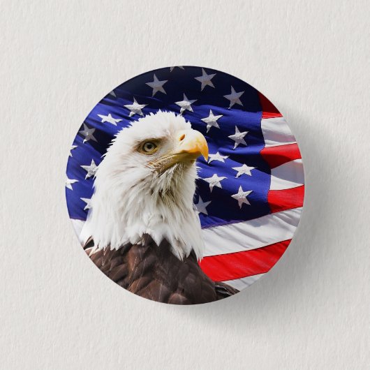 Bald Eagle met Amerikaanse vlag Achtergrond Ronde Button 3,2 Cm (Voorkant)