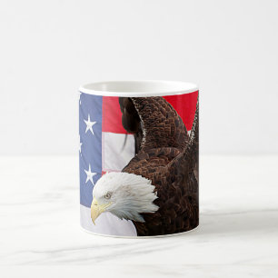 Bald Eagle met de Amerikaanse vlag Koffiemok