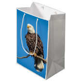 Bald Eagle op een boomtak Medium Cadeauzakje (Voorkant Gekanteld)