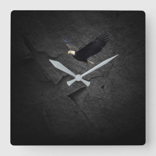 Bald Eagle op zwarte rots Vierkante Klok