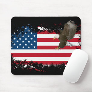 Bald Eagle over de Amerikaanse vlag Mousepad Muismat