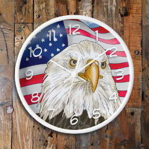 Bald Eagle voor de Amerikaanse vlag Patriottische
