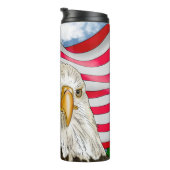 Bald Eagle voor de Amerikaanse vlag Patriottische Thermosbeker (Geroteerd rechts)