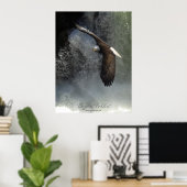 Bald Eagle & Waterfall Poster (Thuiskantoor)