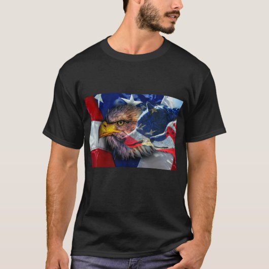 Bald Eagle Wolf American Flag T-shirt (Voorkant)