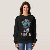 Bali Beach Surfer Retro Surfing Girl Travel Trui (Voorkant volledig)