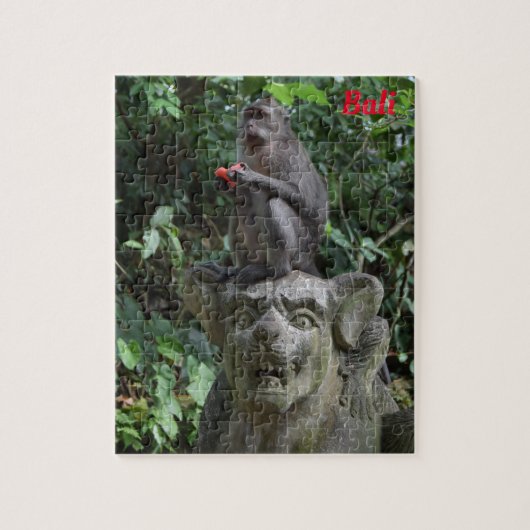 Bali Indonesia Temple Statue with Macaque Monkey Legpuzzel (Verticaal)
