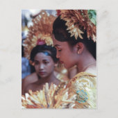 Balinese meid briefkaart (Voorkant)