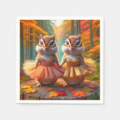 Ballerina Chipmunks op een Herfst boomstronk Servet (Voorkant)