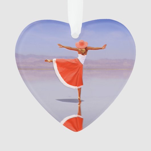 Ballerina Dancing on the Beach Ornament (voorkant)