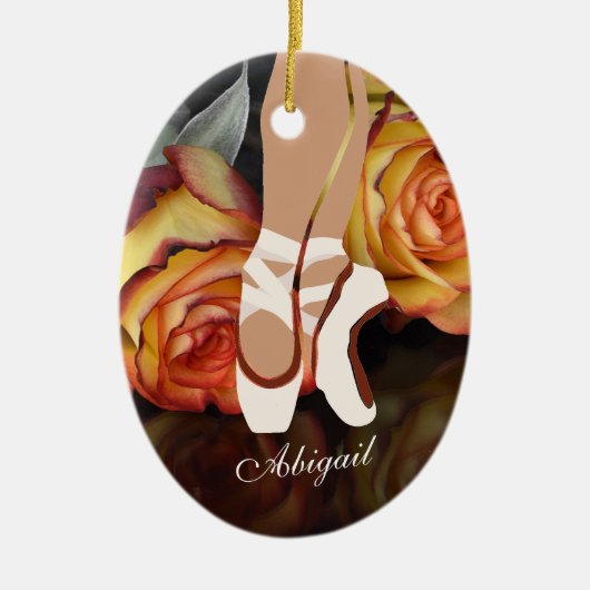 Ballerina en Rozen En Pointe Ballet Kerstmis Keramisch Ornament (Voorkant)