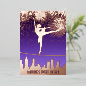 Ballerina NYC Skyline Fireworks Sweet 16 Roos Gold Folie Uitnodiging (Staand Voorkant)