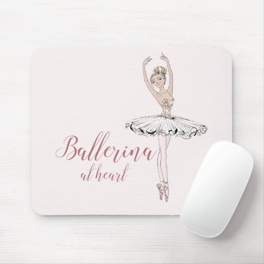Ballerina op hartenprijsopgave Eenvoudig Blush Pin Muismat (Met muis)