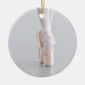 Ballet Dancer Pointe Shoes Roze Slippers Keramisch Ornament (Voorkant)