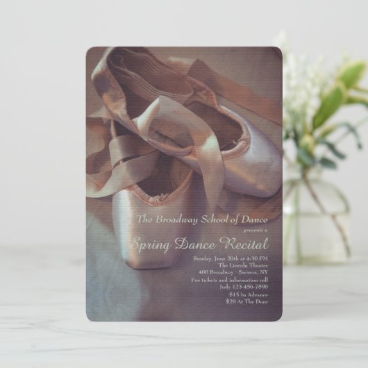 Ballet toont de Uitnodiging van de Overweging (Staand voorkant)