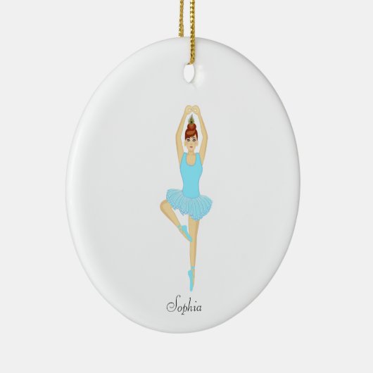 Balletdanser, gekleed in lichtblauw keramisch ornament (Rechts)