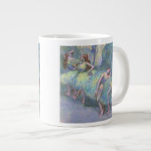 Balletdansers in de Wings van Edgar Degas Grote Koffiekop (Voorkant rechts)
