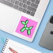 Ballonhond in het groen op roze vinylSticker Sticker (Laptop met iPhone)