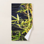 Bamboe vult tropische kunst op zwart bad handdoek (Handdoek)