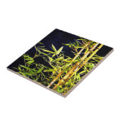 Bamboe vult tropische kunst op zwart tegeltje (Zijkant)