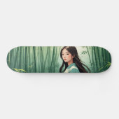 Bamboebos met Aziatische vrouw Persoonlijk Skateboard (Horizontaal)