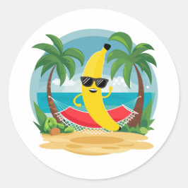 Banaan op de hangmat op het strand ronde sticker