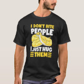 Banana Ball Python I Don't Bite People I Just Hug  T-shirt (Voorkant)