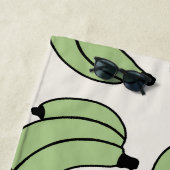 Banana Parade Sage Green Strandlaken (In situ)