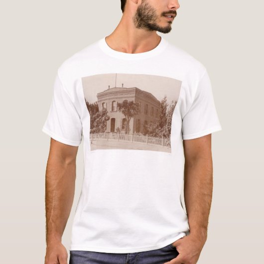 Bancroft Library at 1538 Valencia Street (1421) T-shirt (Voorkant)