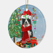 Band Collie dog in Snow met kerstcadeaus Keramisch Ornament (Links)