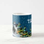 Band-collie in wintersneeuwbos kerstboom koffiemok (Center)