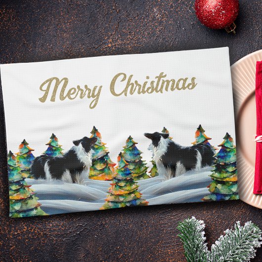 Band-collie in wintersneeuwbos kerstboom theedoek