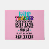 Band-leraar alleen omdat fulltime multitasking deurmat (Voorkant)