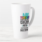 Band-leraar alleen omdat fulltime multitasking latte mok (Rechterhoek)
